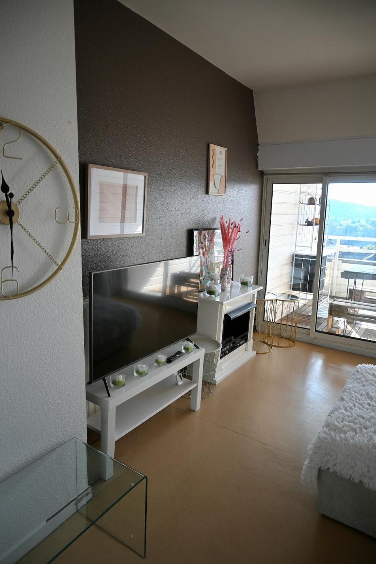 Vue Chateau - Terrasse - Proximite Centre Pau